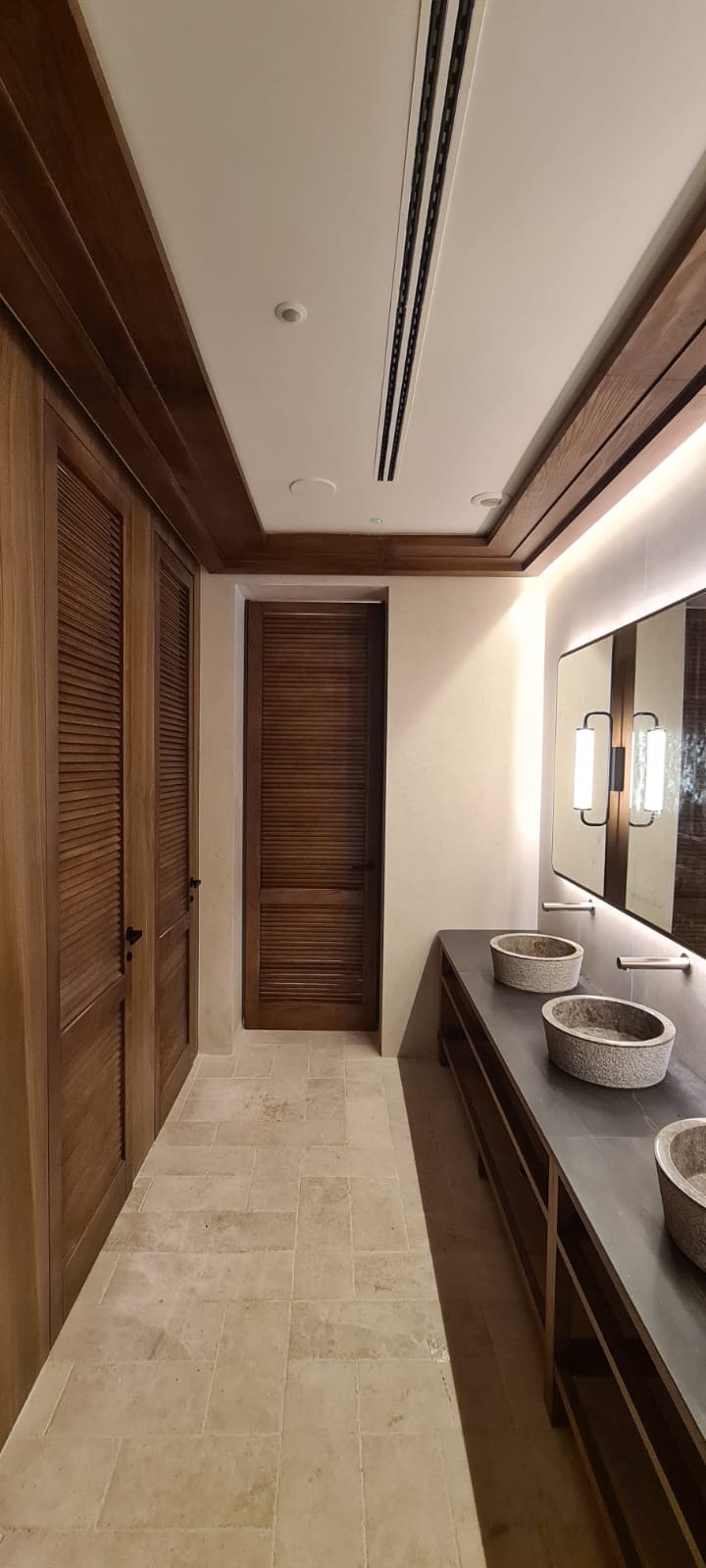 molduras para puerta de madera